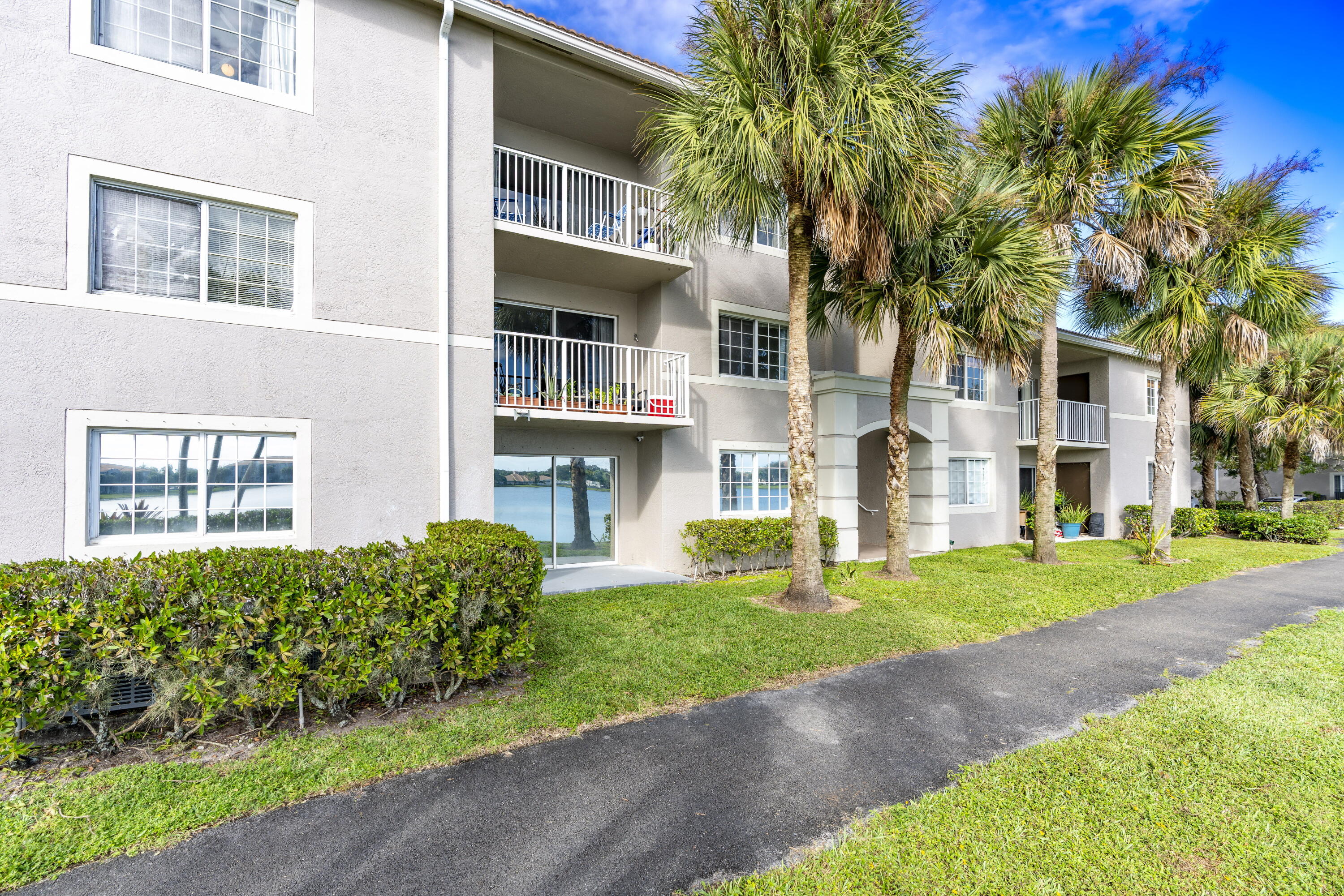 EVERGREEN LAKES CONDO - Residential