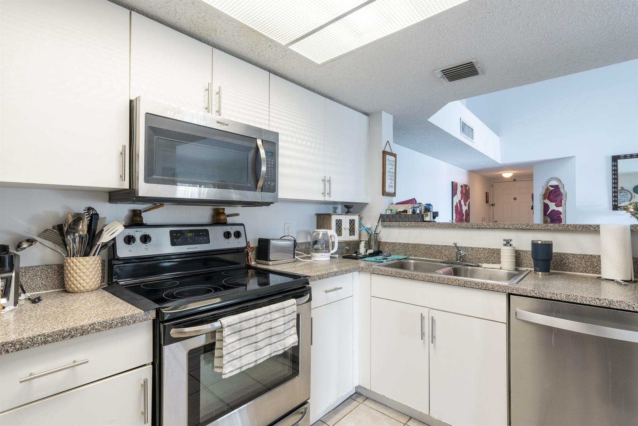 EVERGREEN LAKES CONDO - Residential