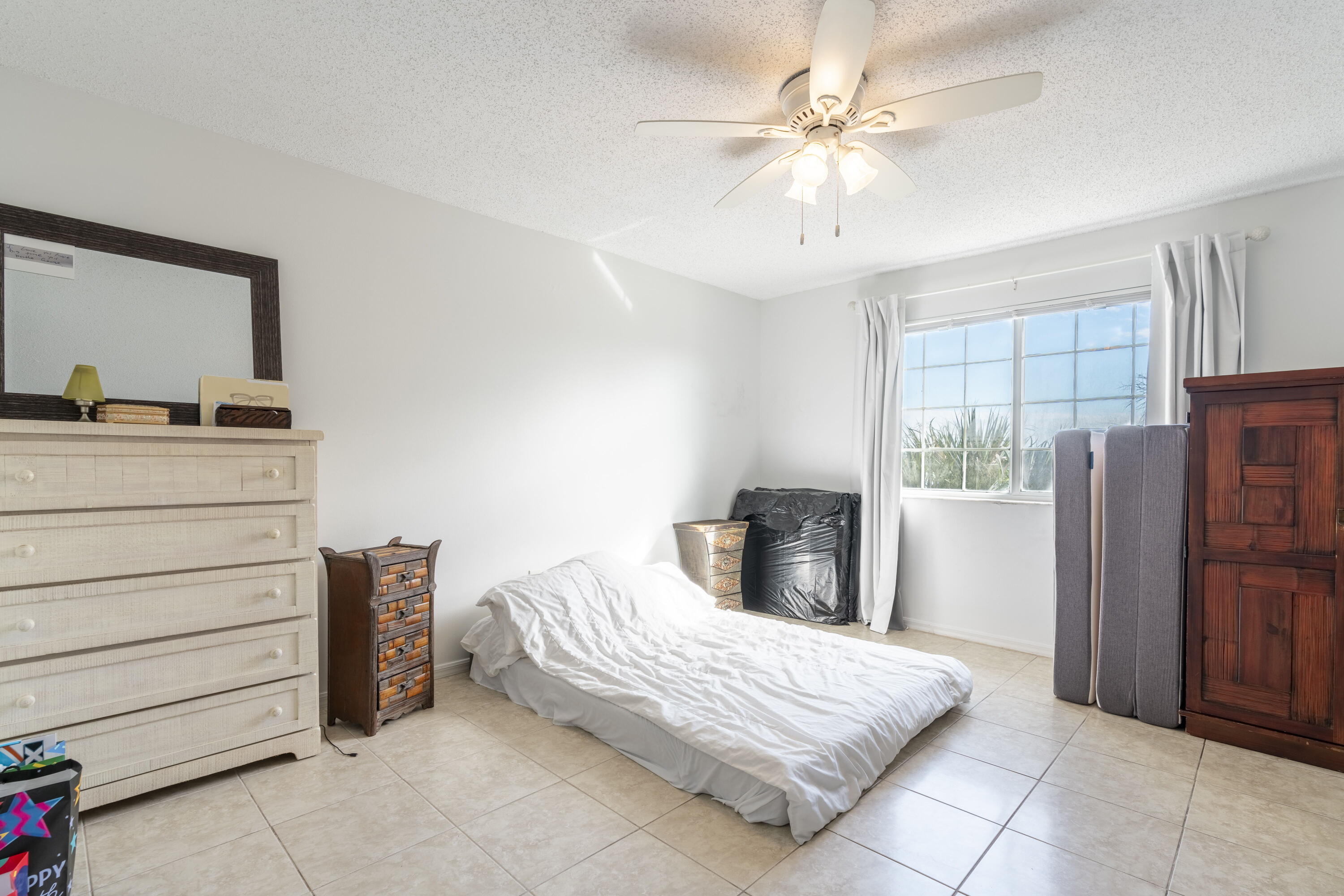 EVERGREEN LAKES CONDO - Residential