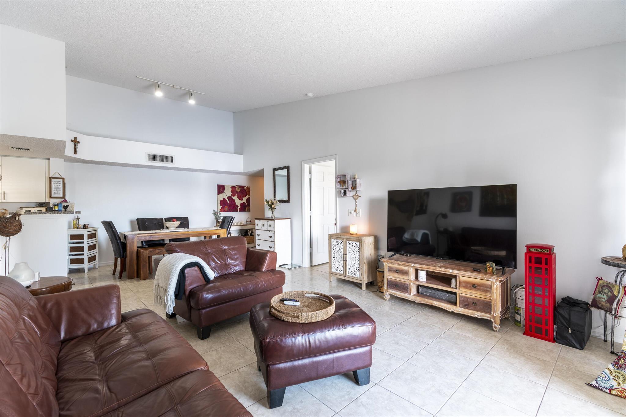 EVERGREEN LAKES CONDO - Residential