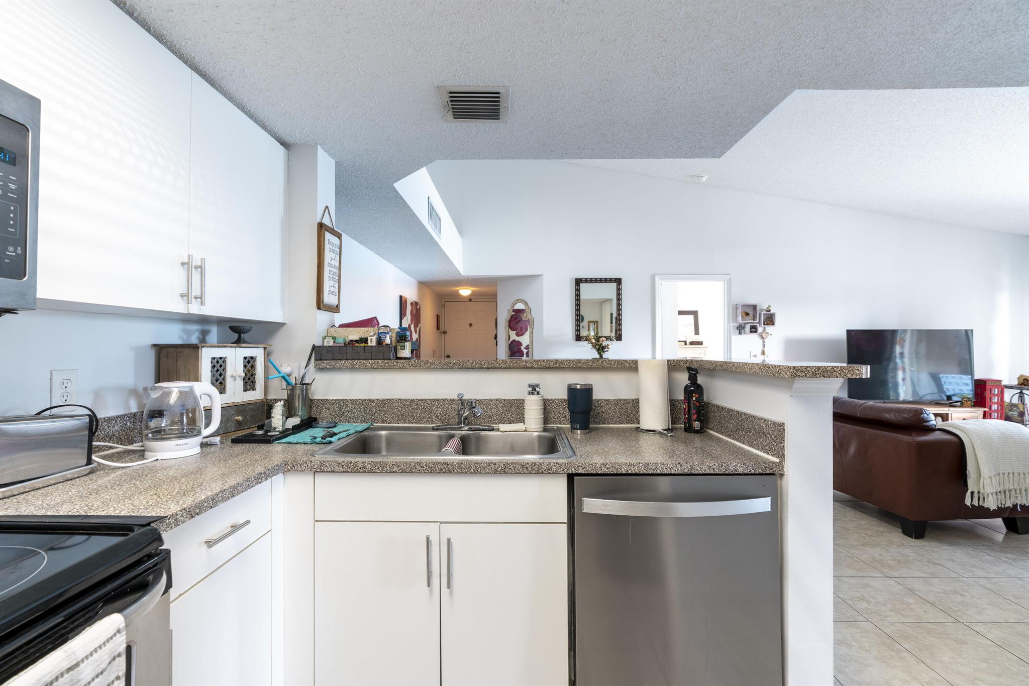 EVERGREEN LAKES CONDO - Residential