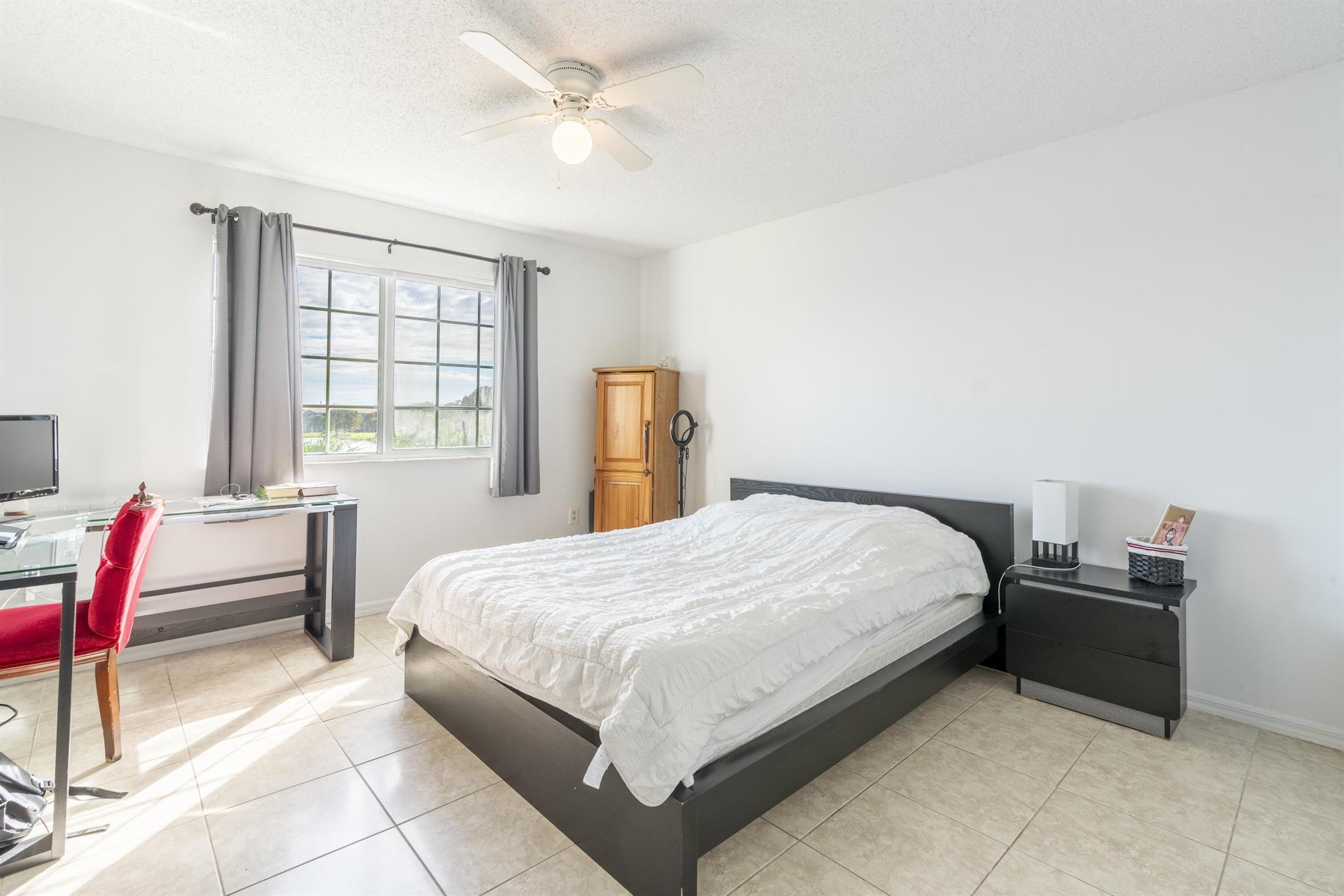 EVERGREEN LAKES CONDO - Residential