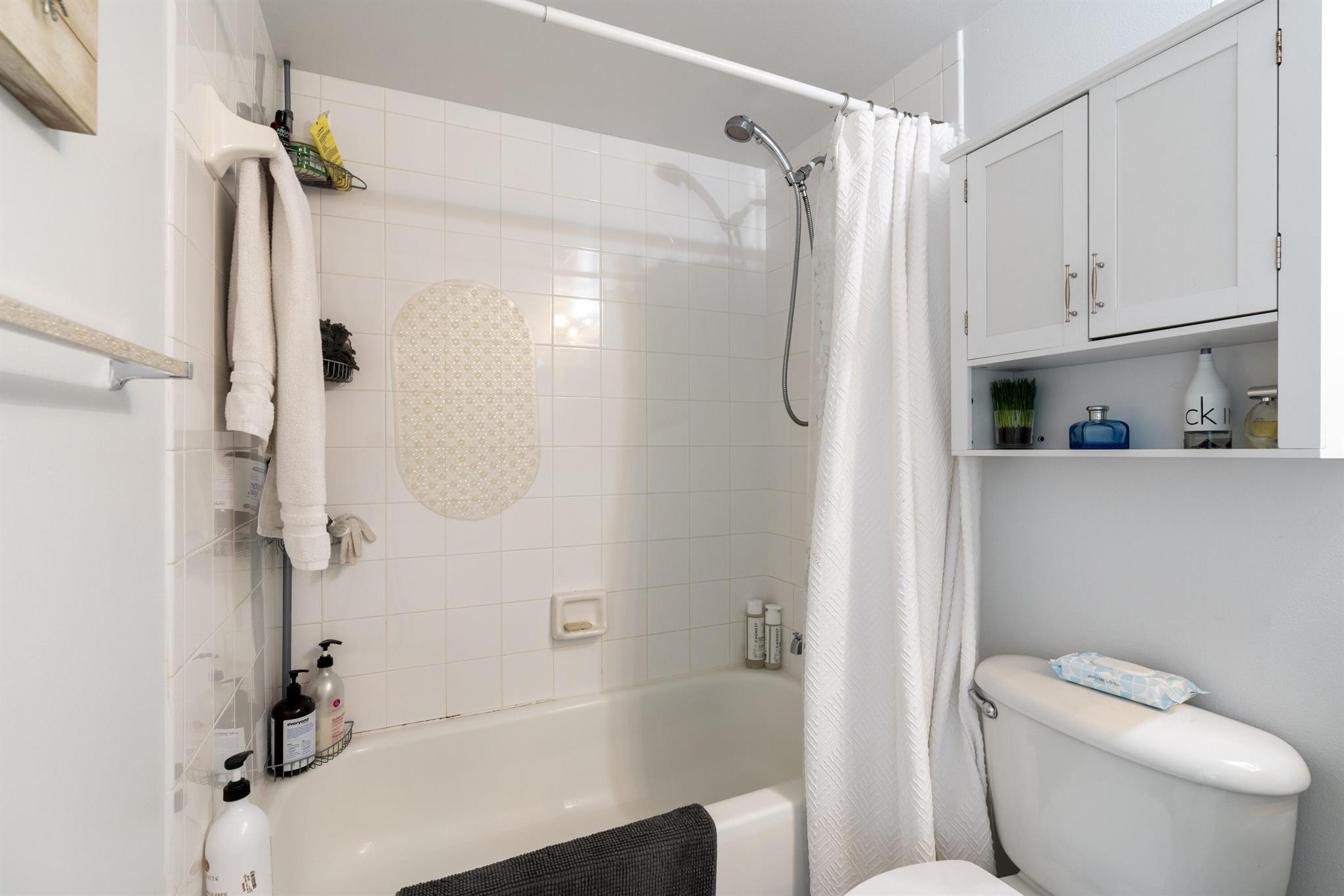 EVERGREEN LAKES CONDO - Residential