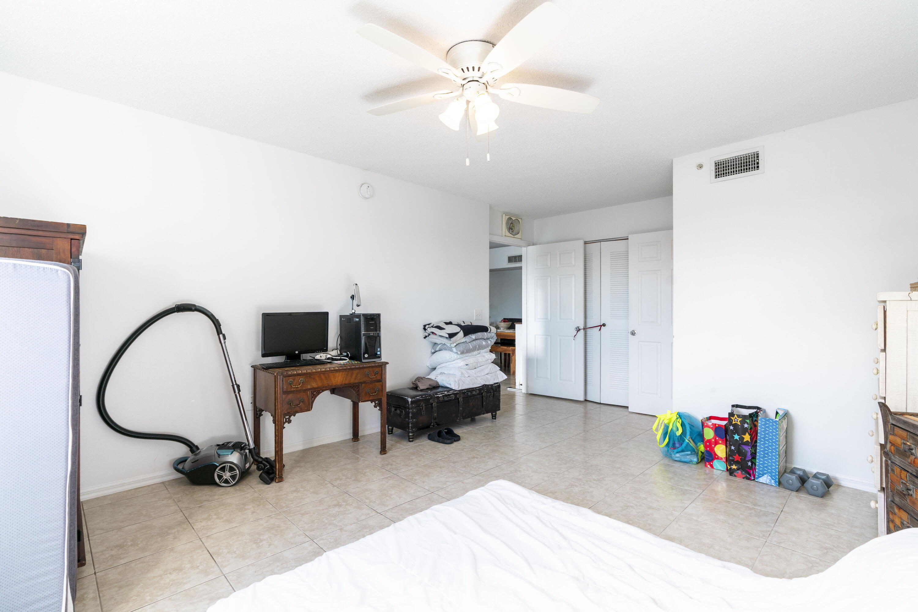 EVERGREEN LAKES CONDO - Residential