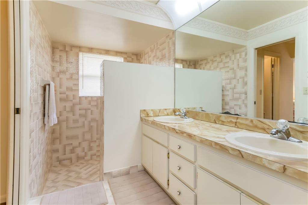 CYPRESS GLEN - Residential