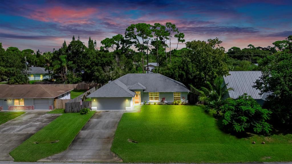 Photo of 7504 Brookline Avenue Ave, Fort Pierce, FL 34951 (MLS # R10748135)