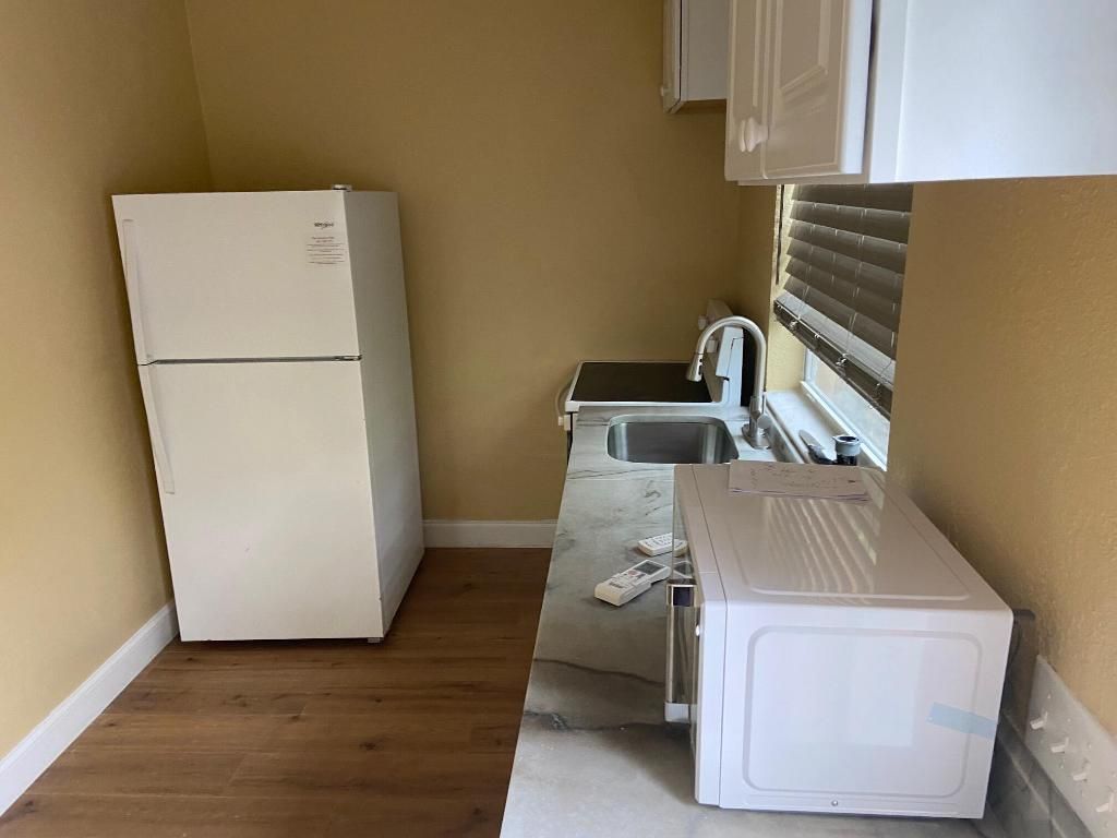 Photo of 617 Nw 7th Street, Boynton Beach, FL 33426 (MLS # R11102676)