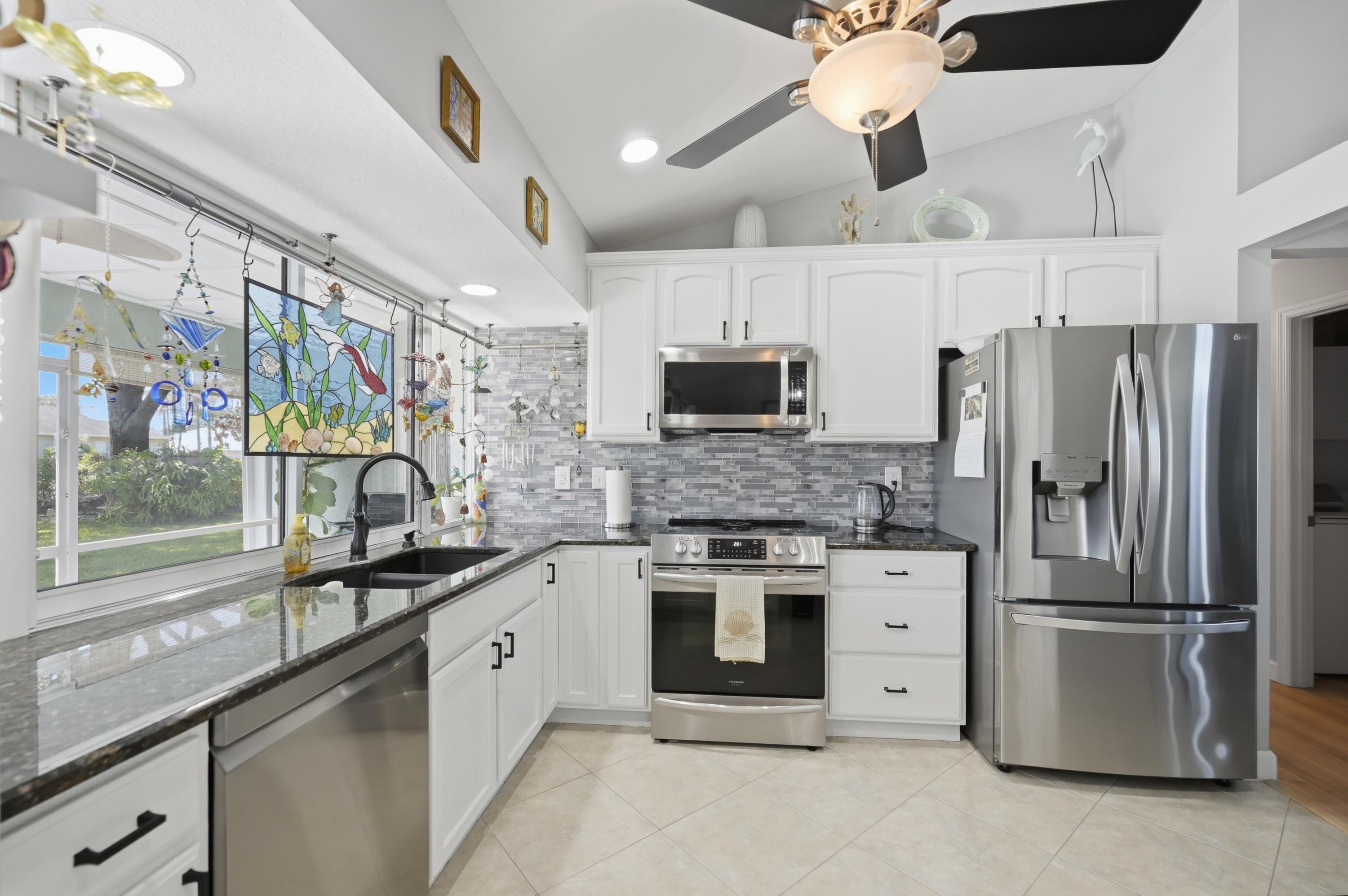 PORT ST LUCIE SECTION 46 1ST REPLAT - Residential