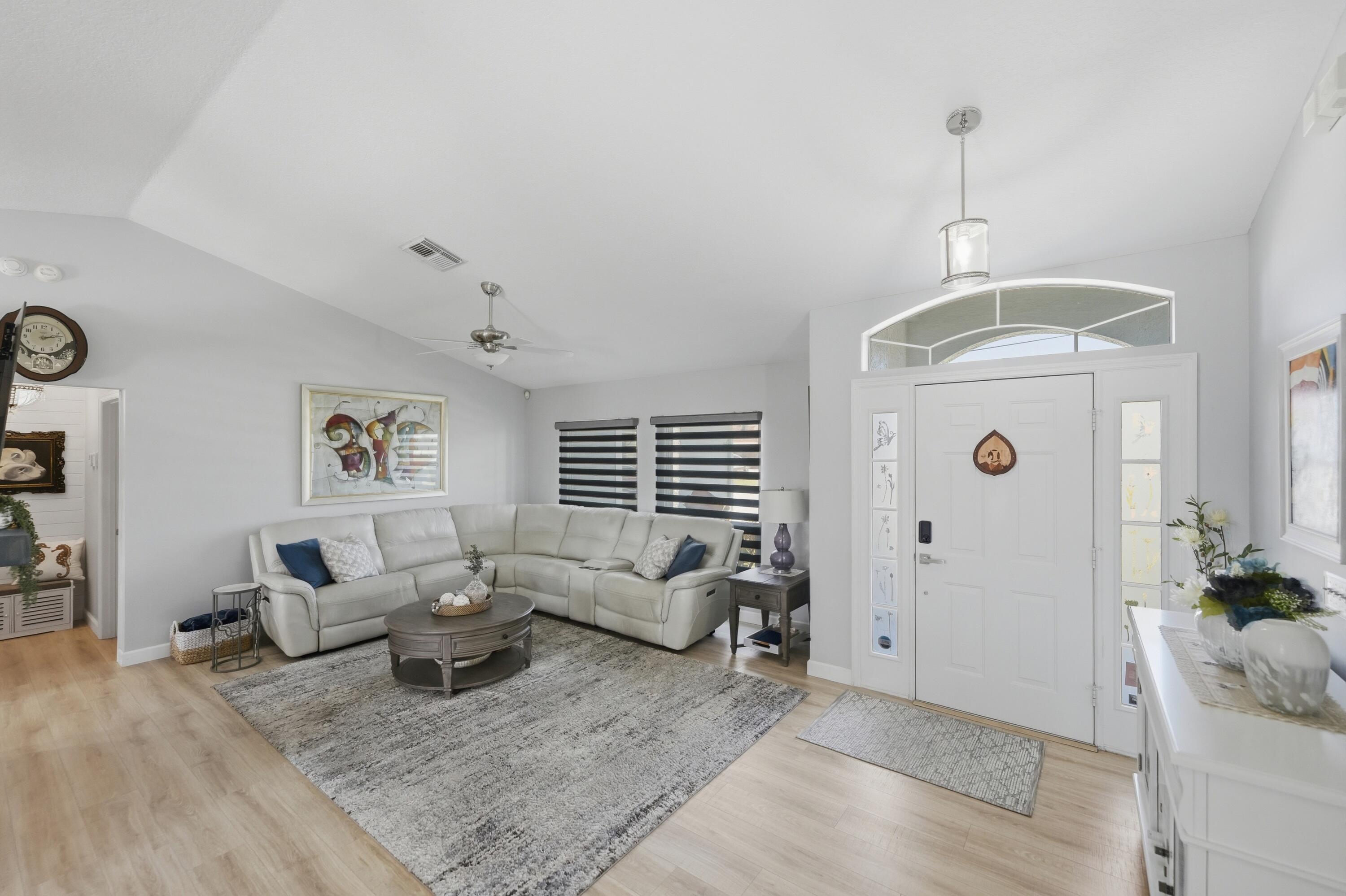 PORT ST LUCIE SECTION 46 1ST REPLAT - Residential