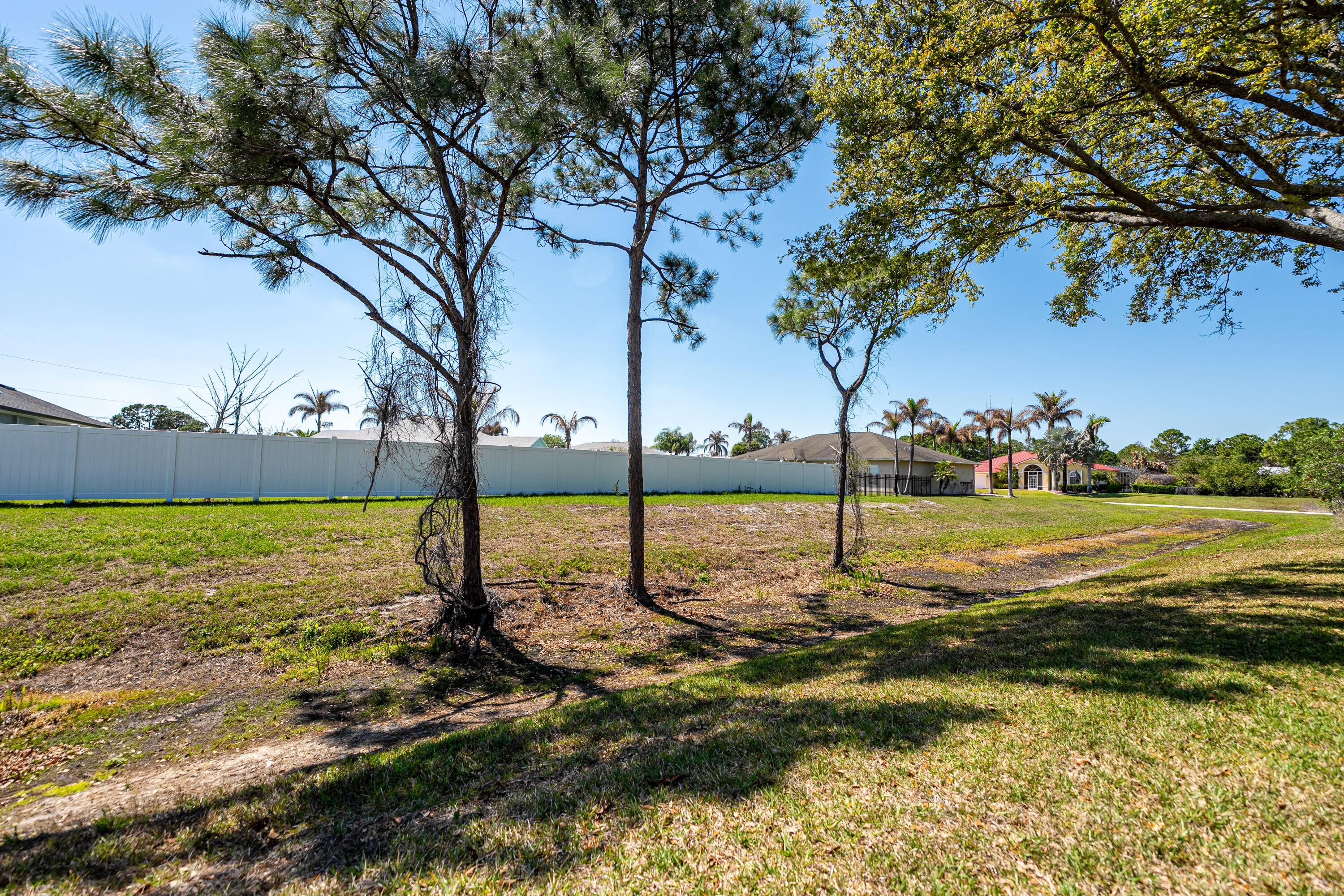 PORT ST LUCIE SECTION 46 1ST REPLAT - Residential