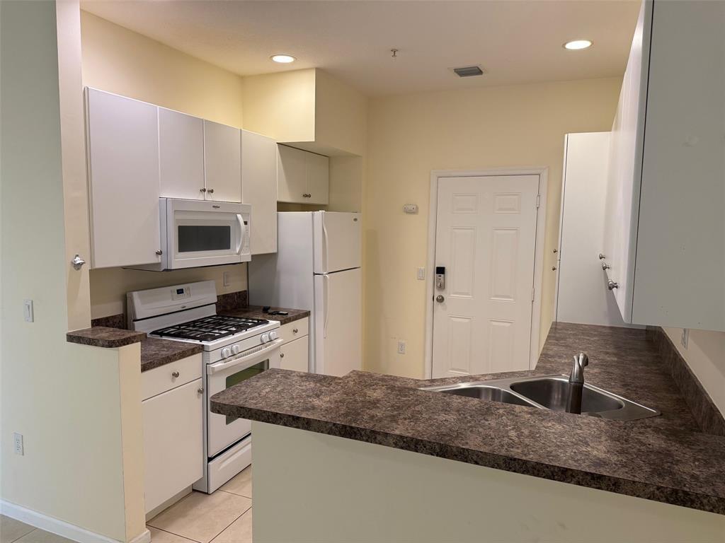 Artesia - Residential Lease