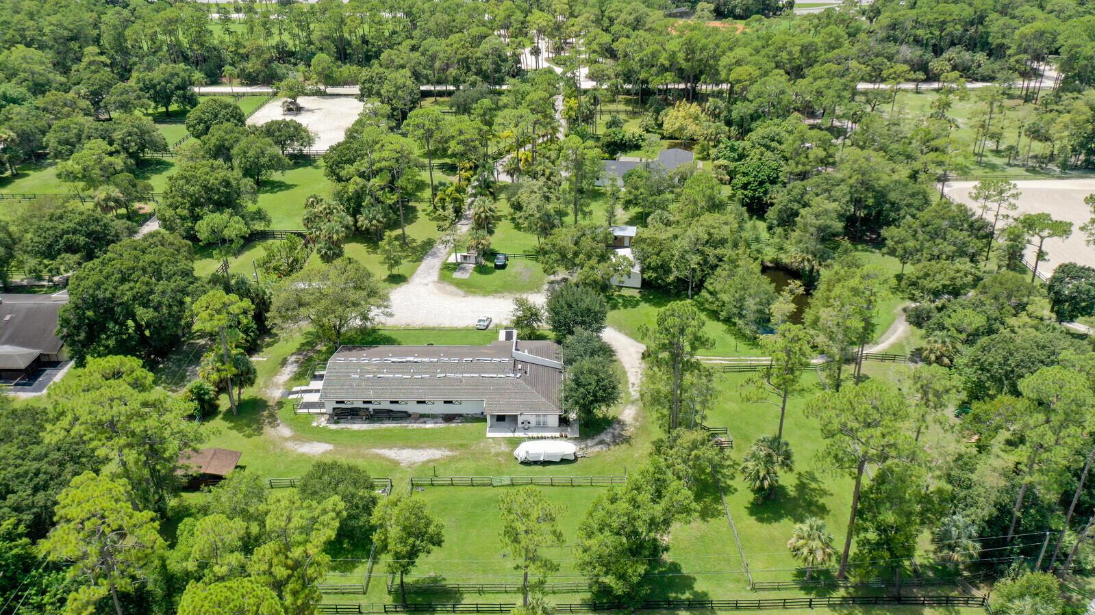 LOXAHATCHEE GROVES - Residential Lease