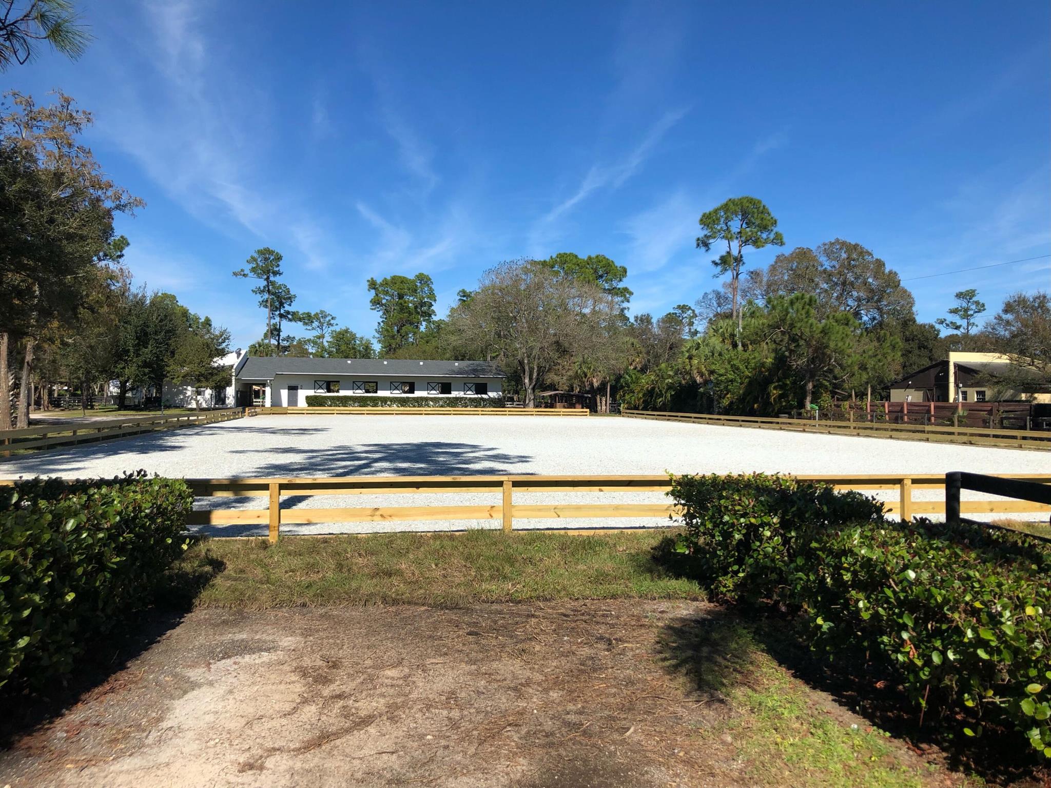 LOXAHATCHEE GROVES - Residential Lease