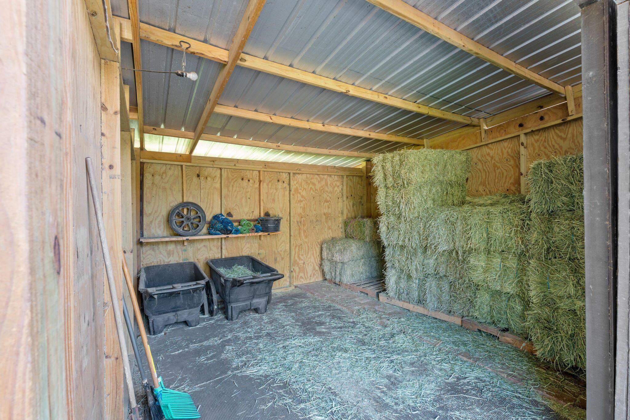 LOXAHATCHEE GROVES - Residential Lease