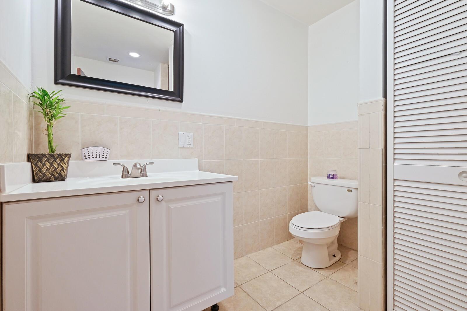 LOXAHATCHEE GROVES - Residential Lease