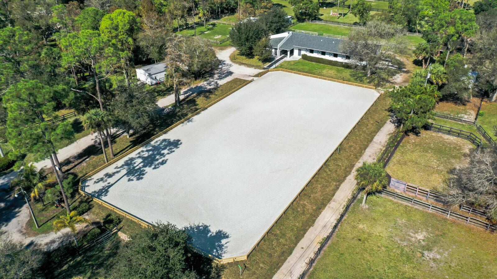 LOXAHATCHEE GROVES - Residential Lease