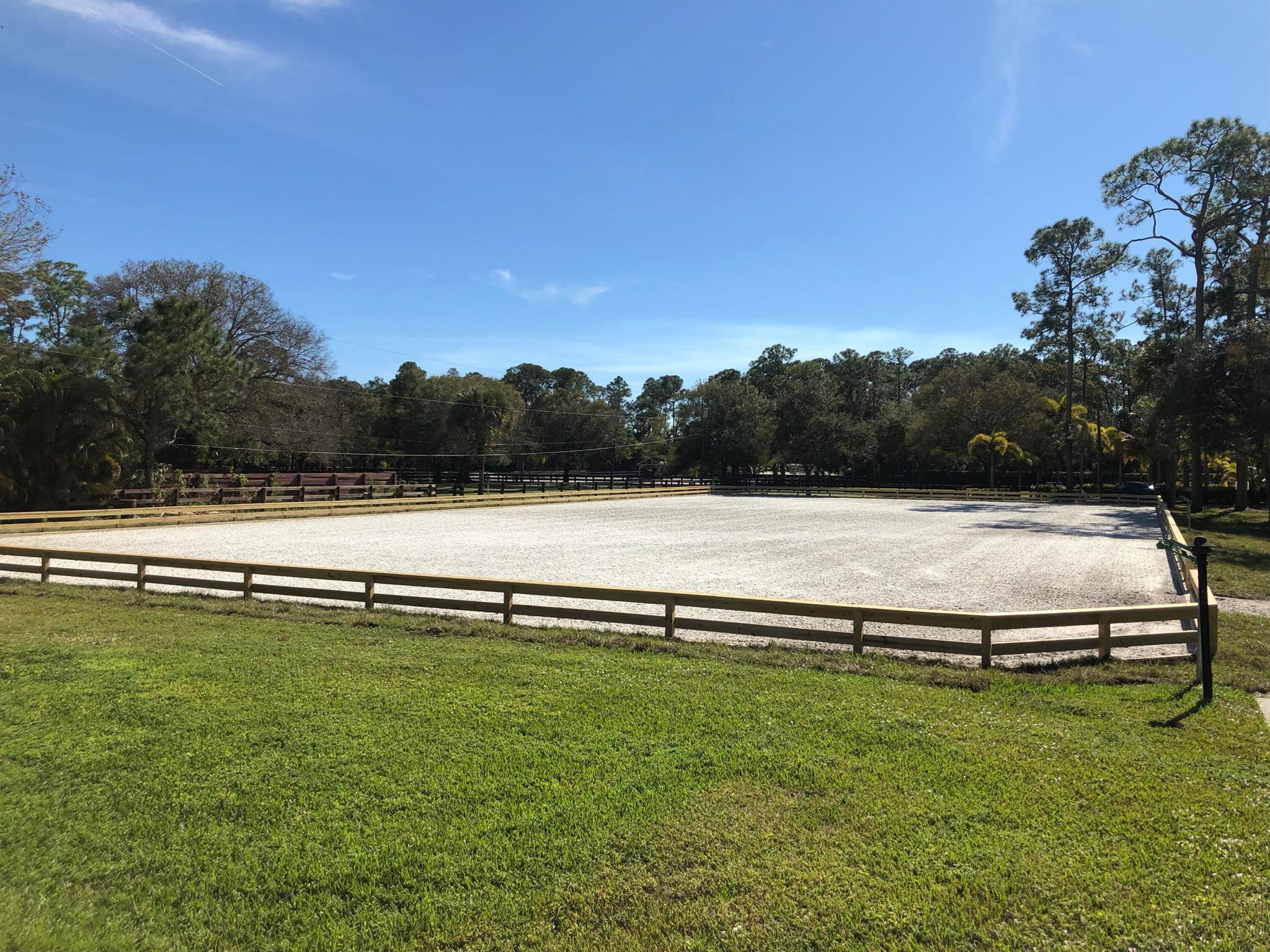 LOXAHATCHEE GROVES - Residential Lease