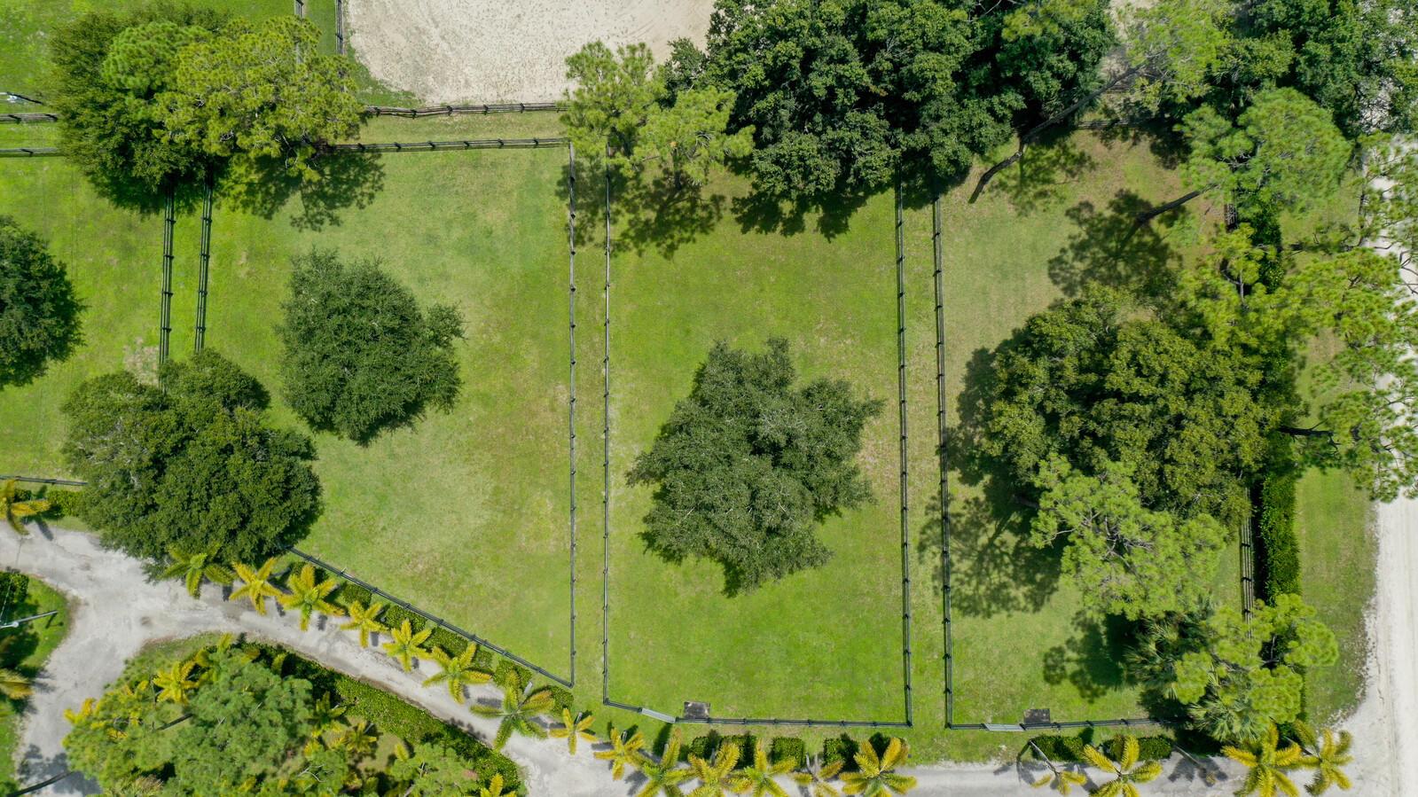 LOXAHATCHEE GROVES - Residential Lease