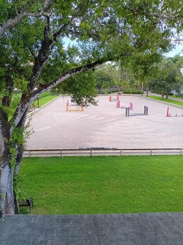 LOXAHATCHEE GROVES - Residential Lease