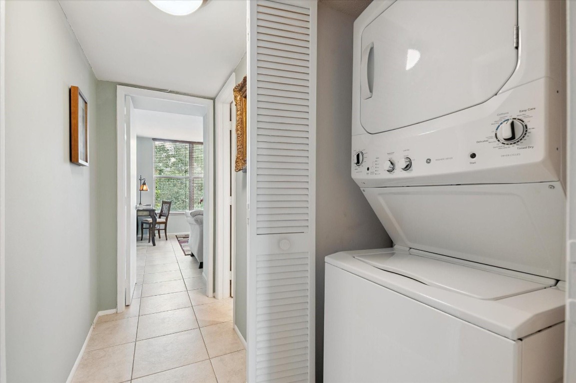 No 76 Palm-Aire Country C - Residential Lease