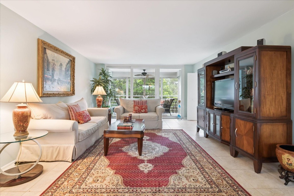 No 76 Palm-Aire Country C - Residential Lease