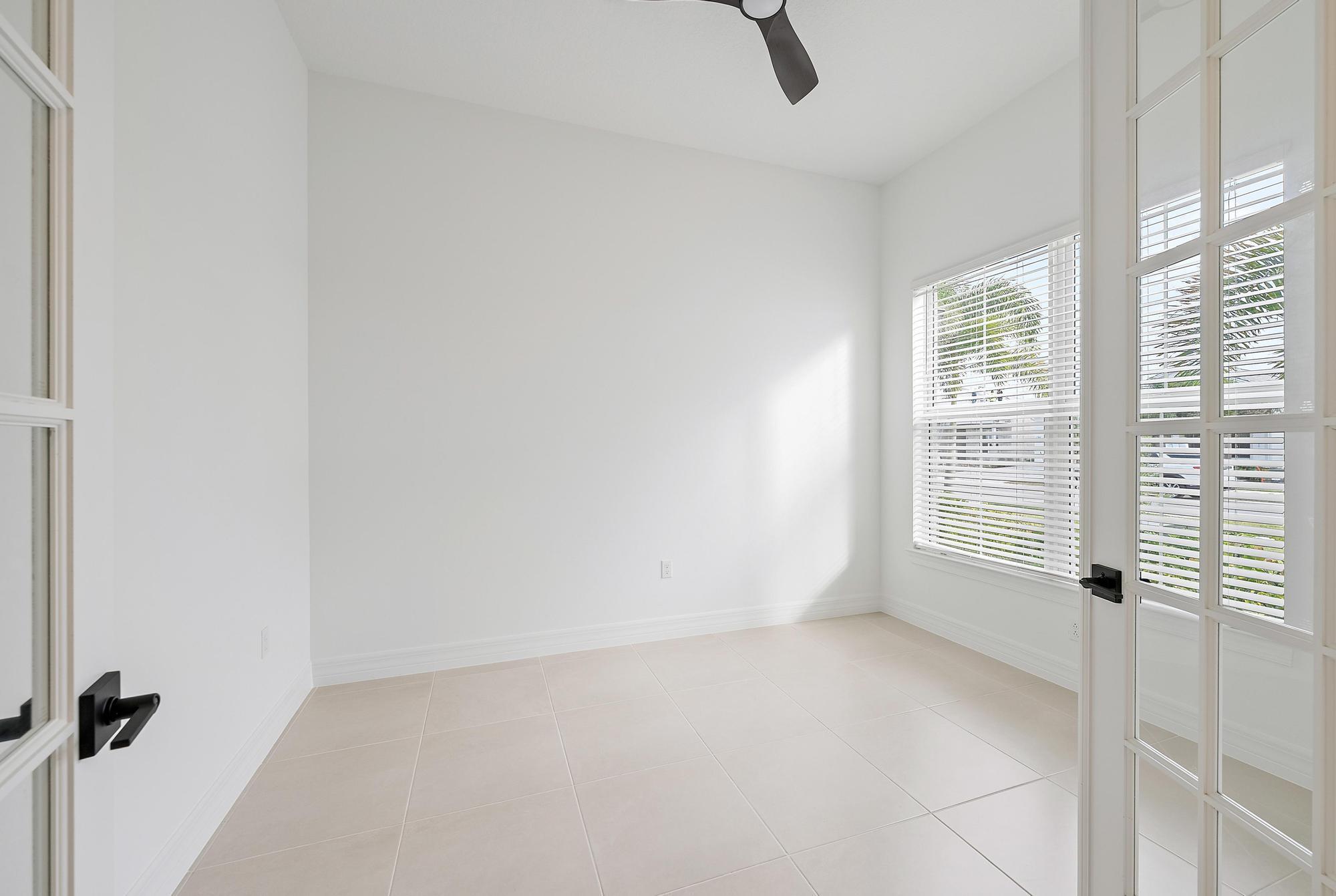 AVENIR - Residential Lease