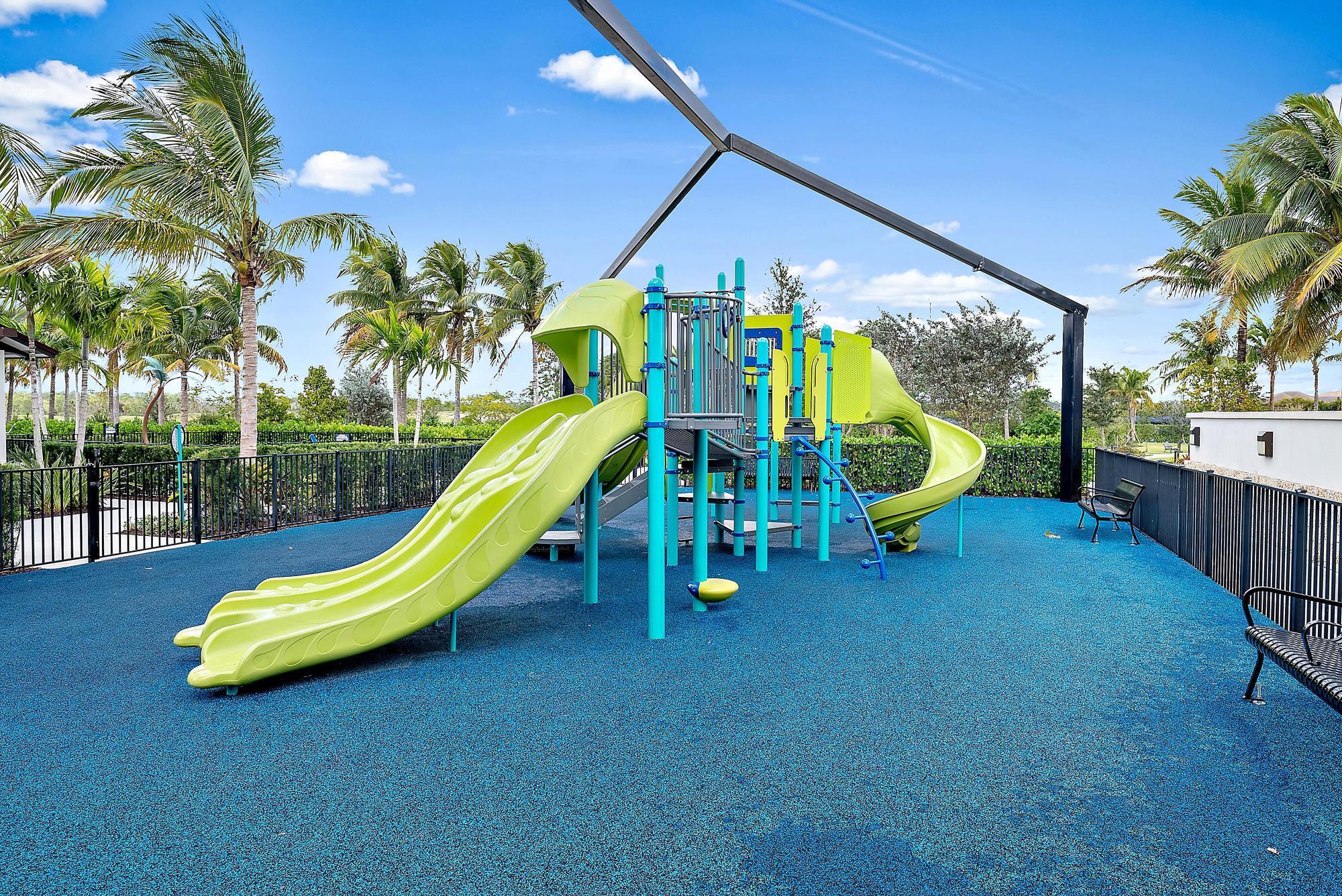 AVENIR - Residential Lease