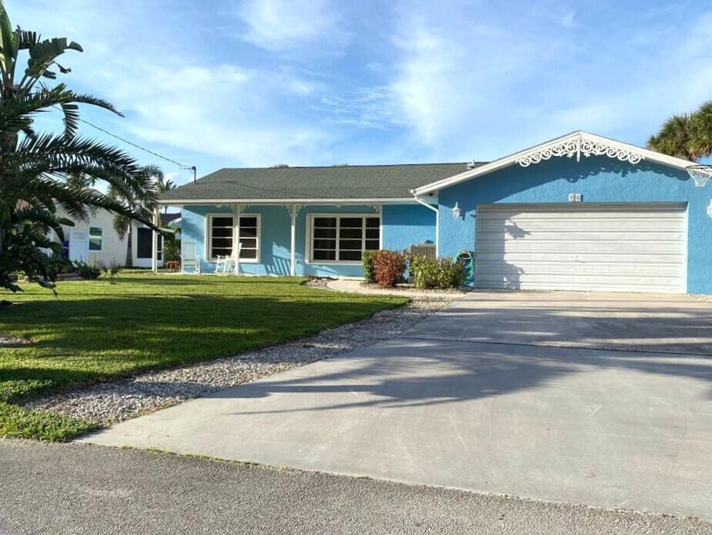 Photo of 1916 Coconut Drive, Fort Pierce, FL 34949 (MLS # R11102645)