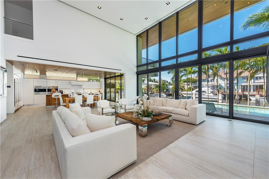 Riviera 6-17 B - Residential