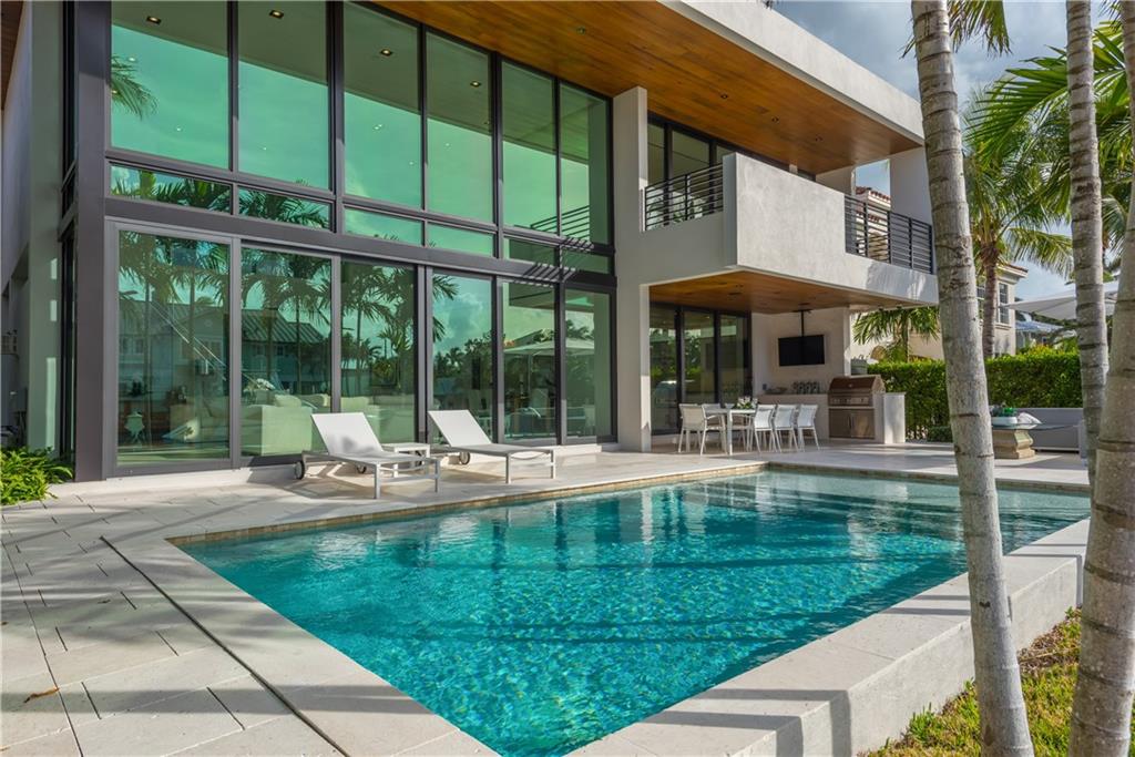 Riviera 6-17 B - Residential