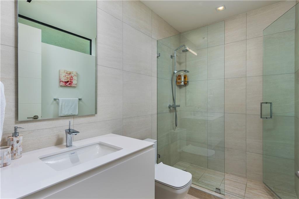 Riviera 6-17 B - Residential