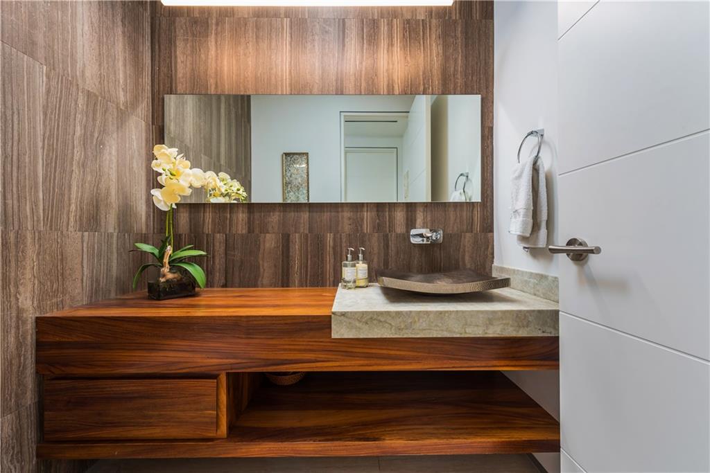 Riviera 6-17 B - Residential