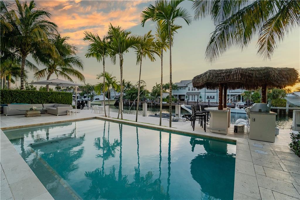 Riviera 6-17 B - Residential