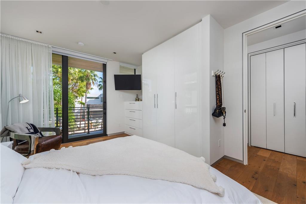 Riviera 6-17 B - Residential