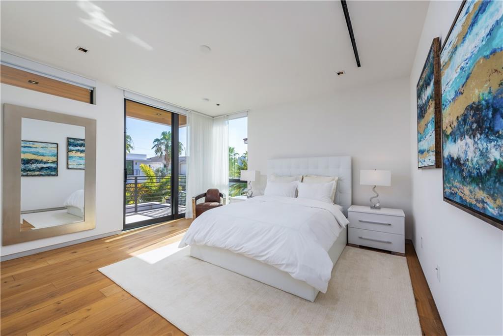 Riviera 6-17 B - Residential