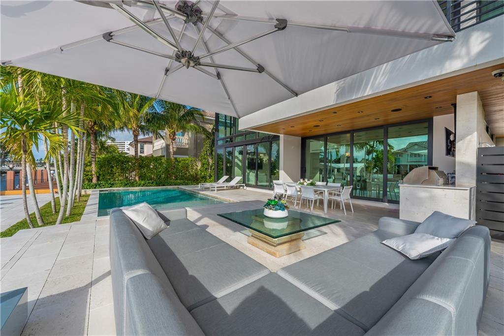 Riviera 6-17 B - Residential