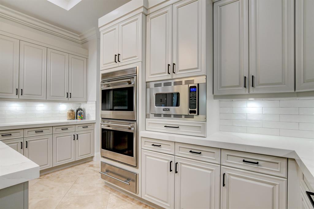 THE OAKS AT BOCA RATON - Residential