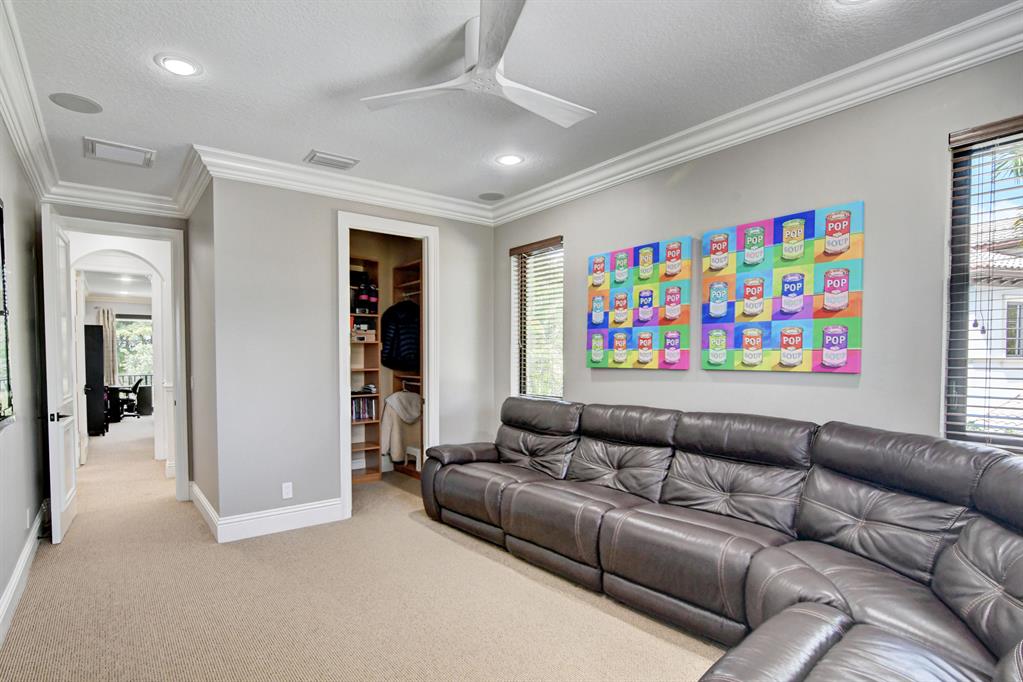 THE OAKS AT BOCA RATON - Residential