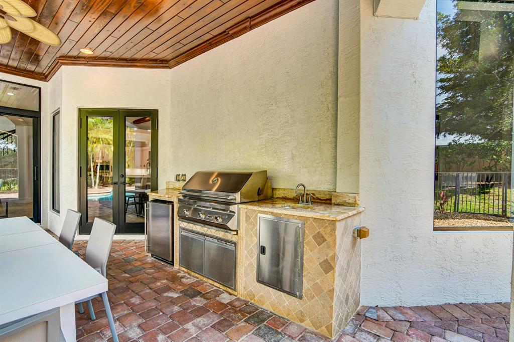 THE OAKS AT BOCA RATON - Residential