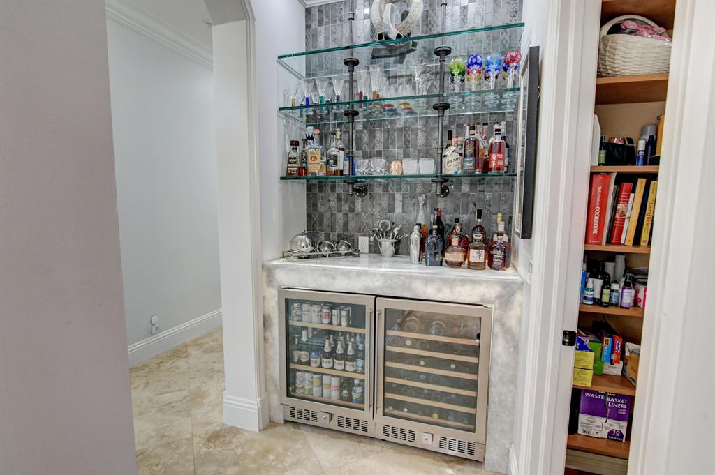 THE OAKS AT BOCA RATON - Residential