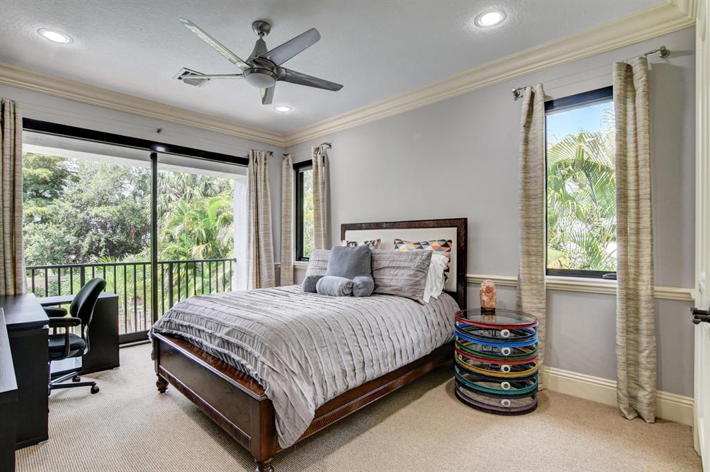 THE OAKS AT BOCA RATON - Residential