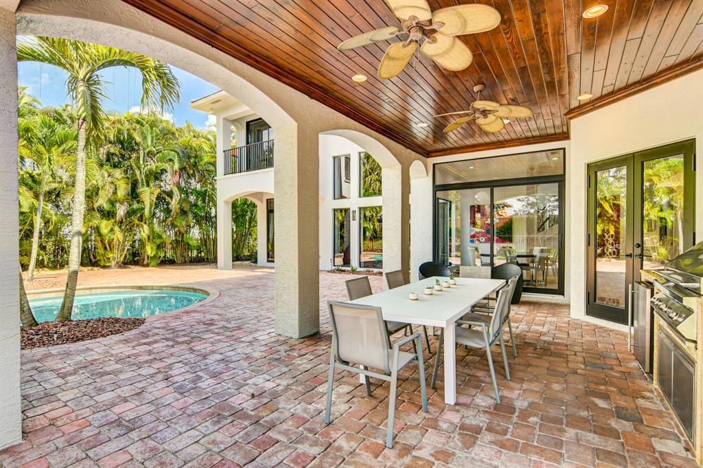 THE OAKS AT BOCA RATON - Residential