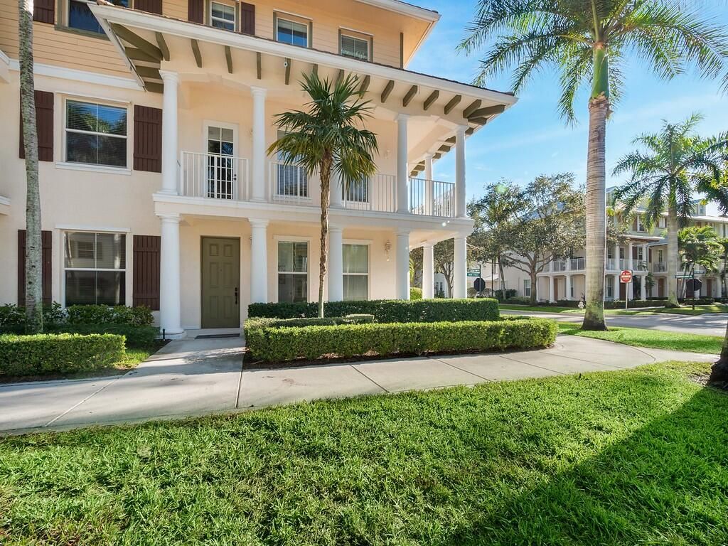 Photo of 4199 Main Street, Jupiter, FL 33458 (MLS # R10771614)