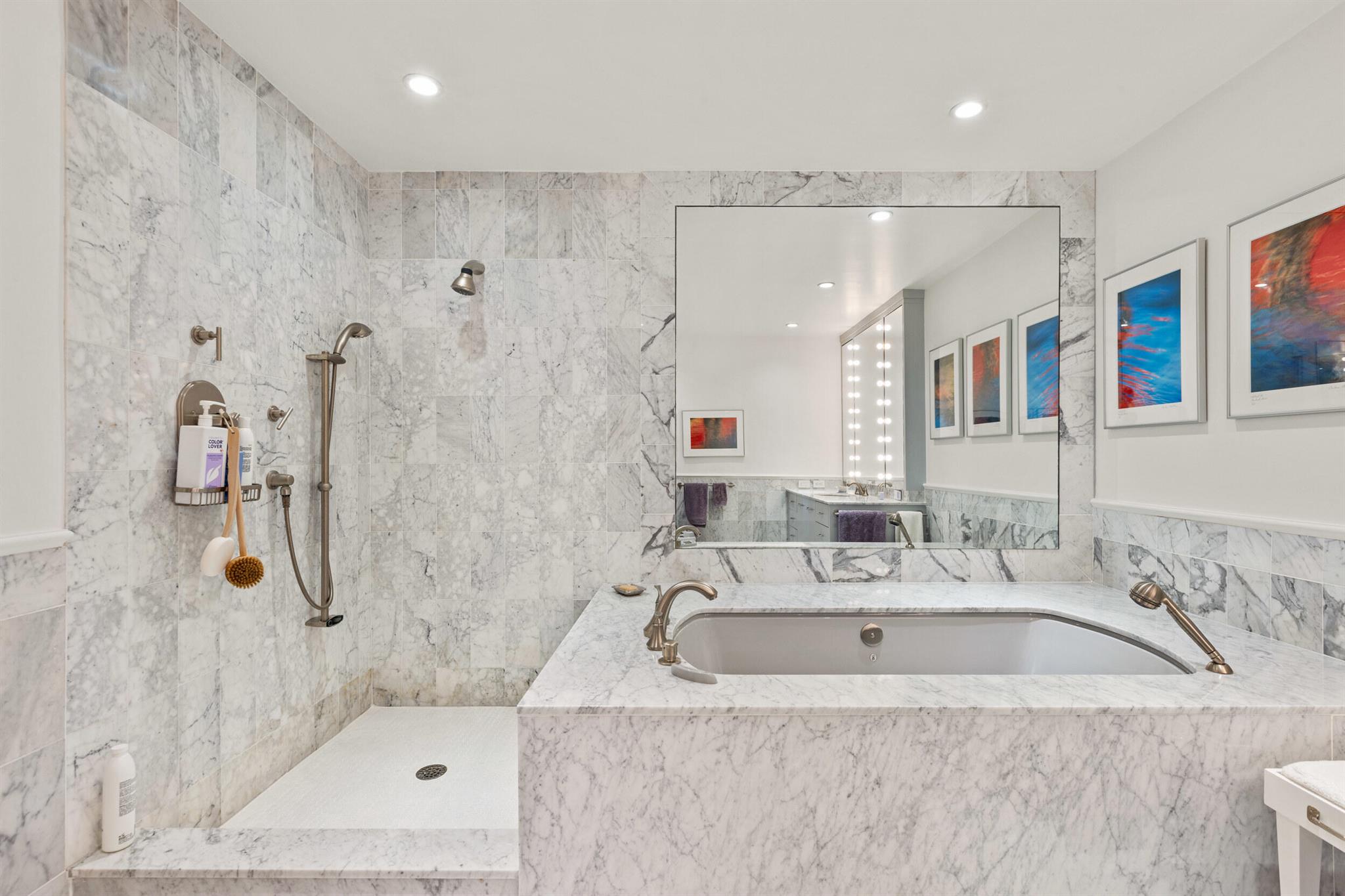 TWO THOUSAND COND AT SLOA - Residential