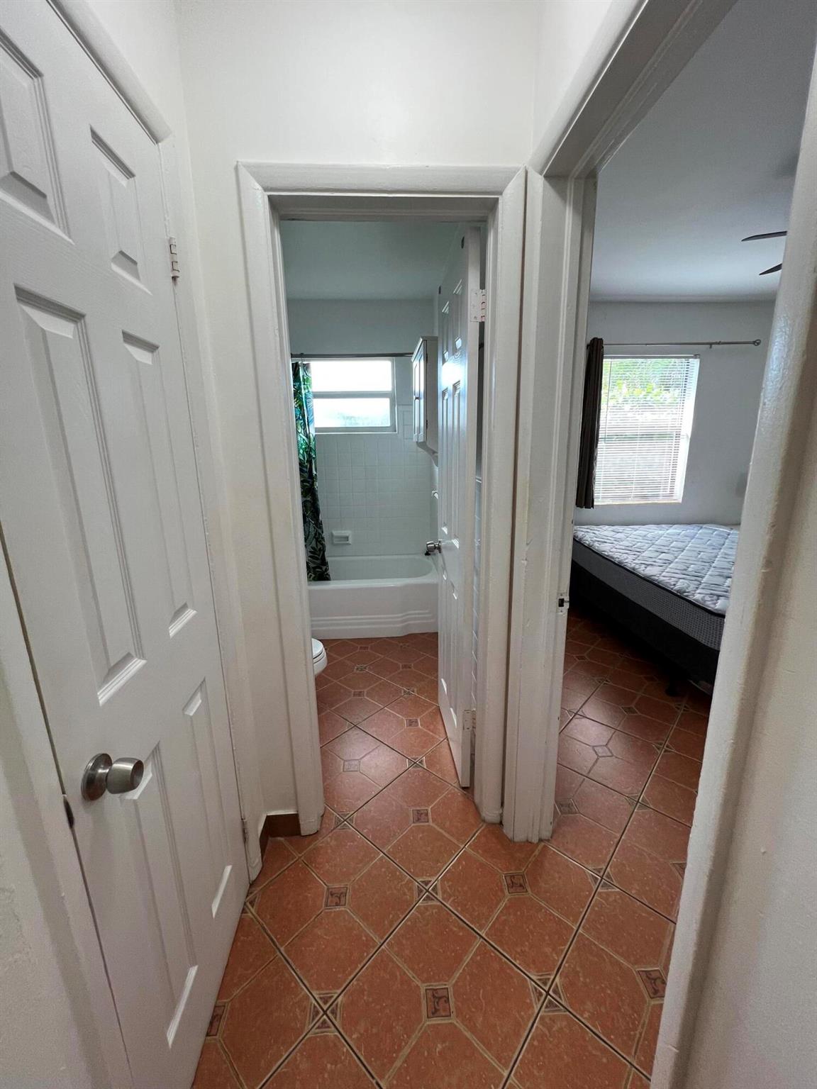 PALM BEACH SHORES - Residential Lease