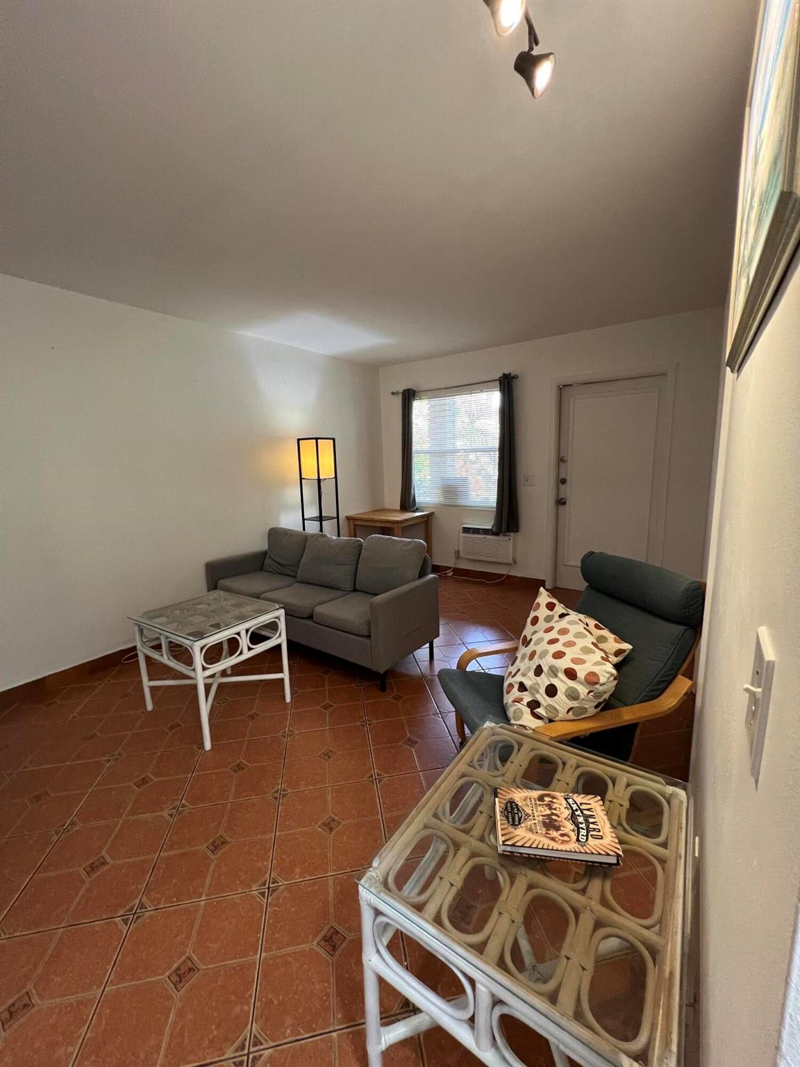 PALM BEACH SHORES - Residential Lease