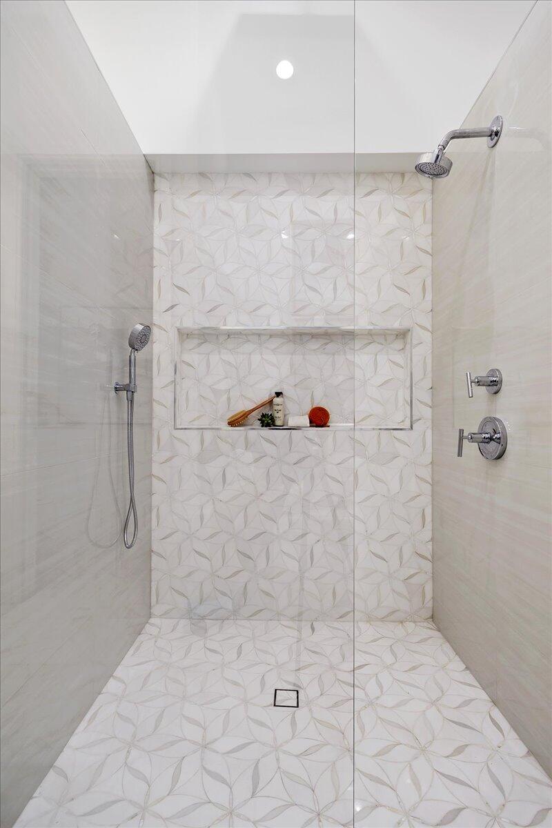 ORCHID LANE - Residential