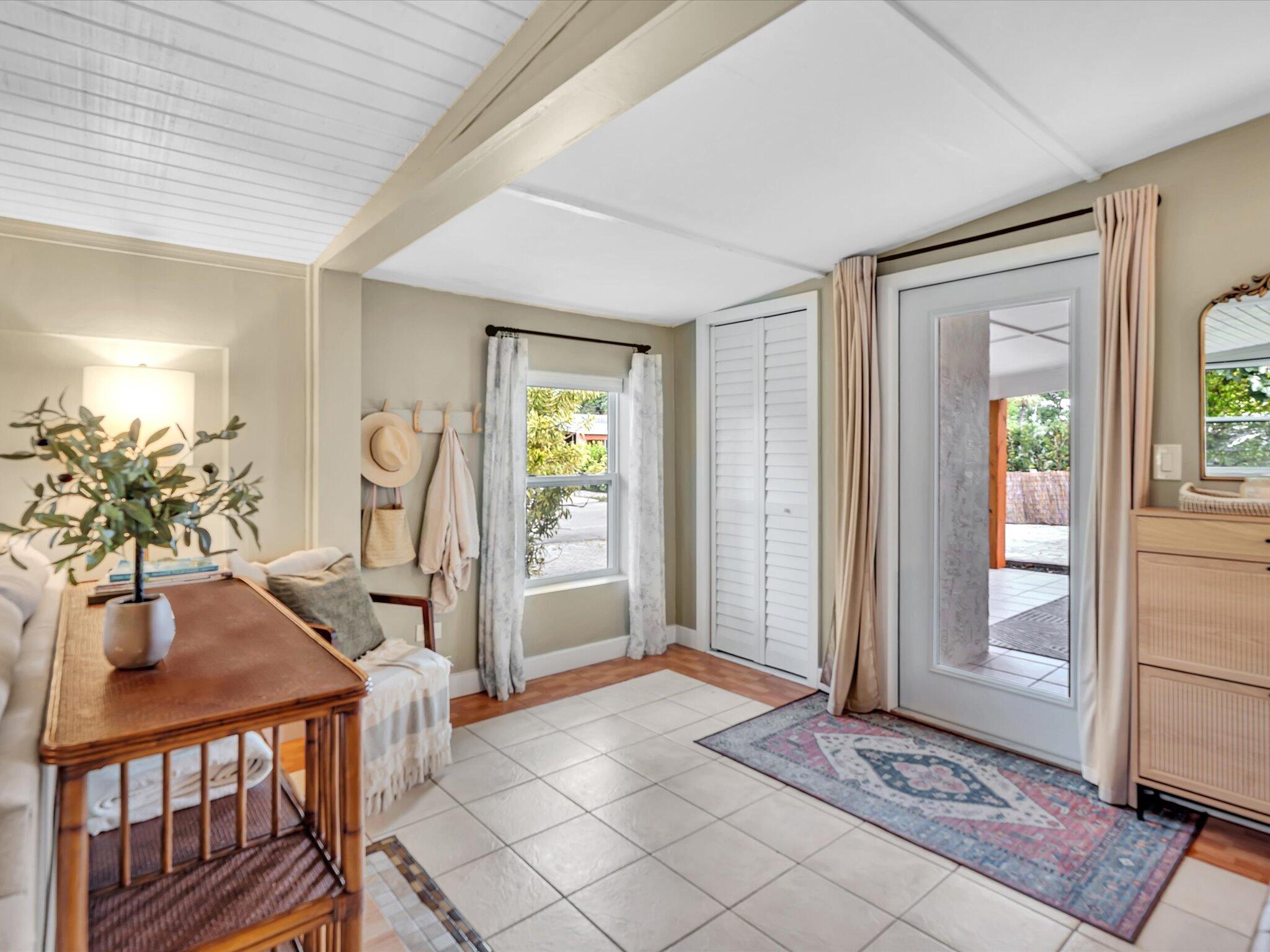 MODEL LAND CO SUB OF TRS 1 & 2 (UNREC) ON AM-60 - Residential