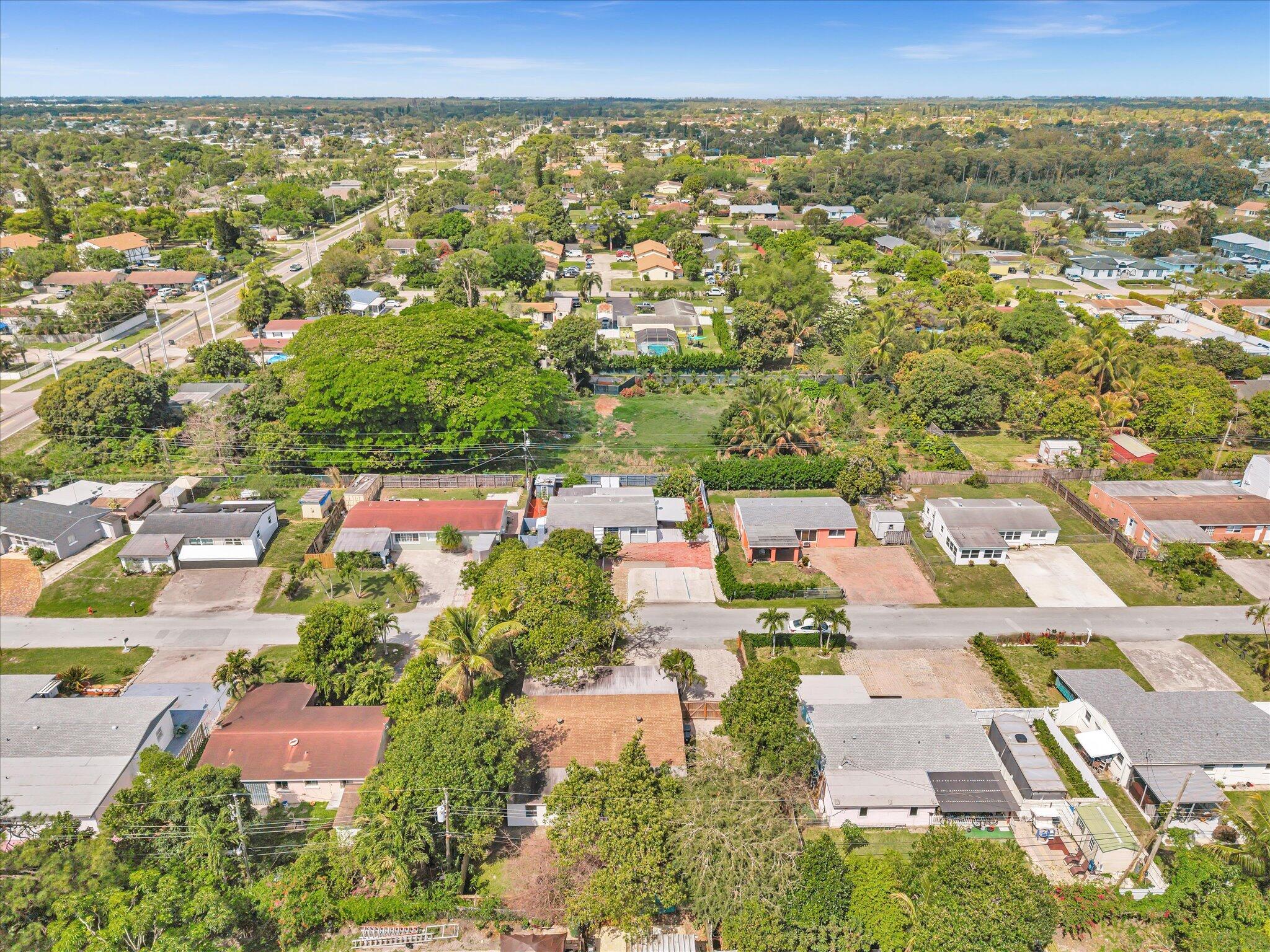 MODEL LAND CO SUB OF TRS 1 & 2 (UNREC) ON AM-60 - Residential