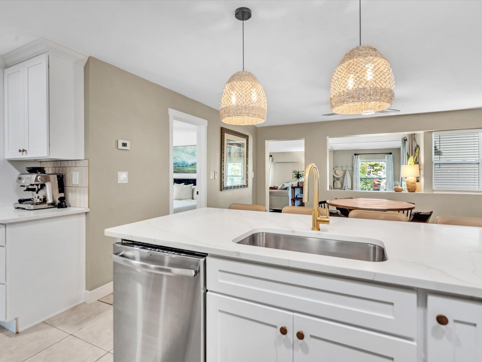 MODEL LAND CO SUB OF TRS 1 & 2 (UNREC) ON AM-60 - Residential